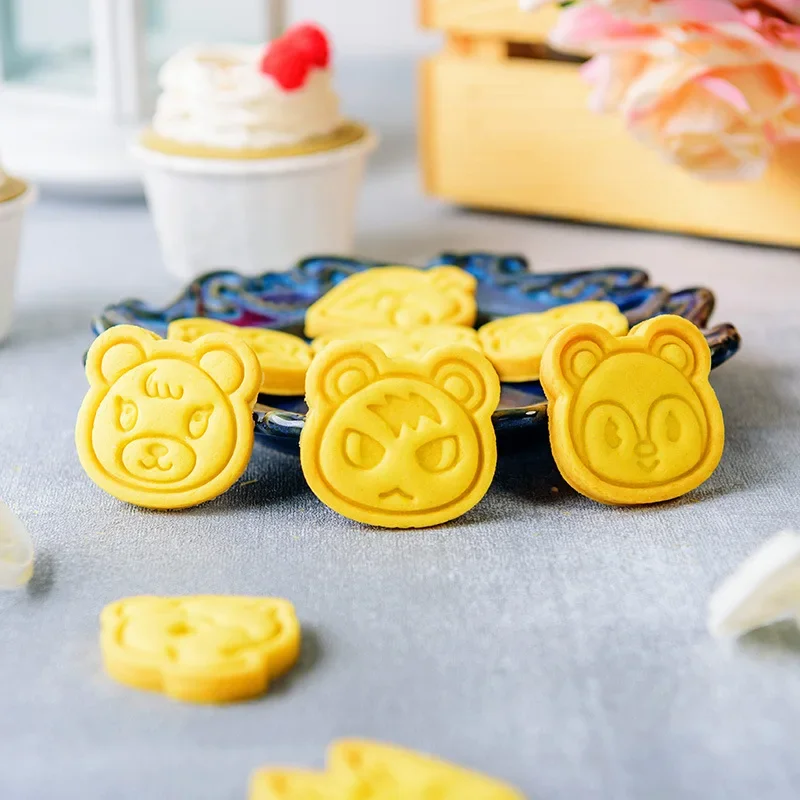 Emporte-pièces et moules à pât - Model Kit Anime avis et prix