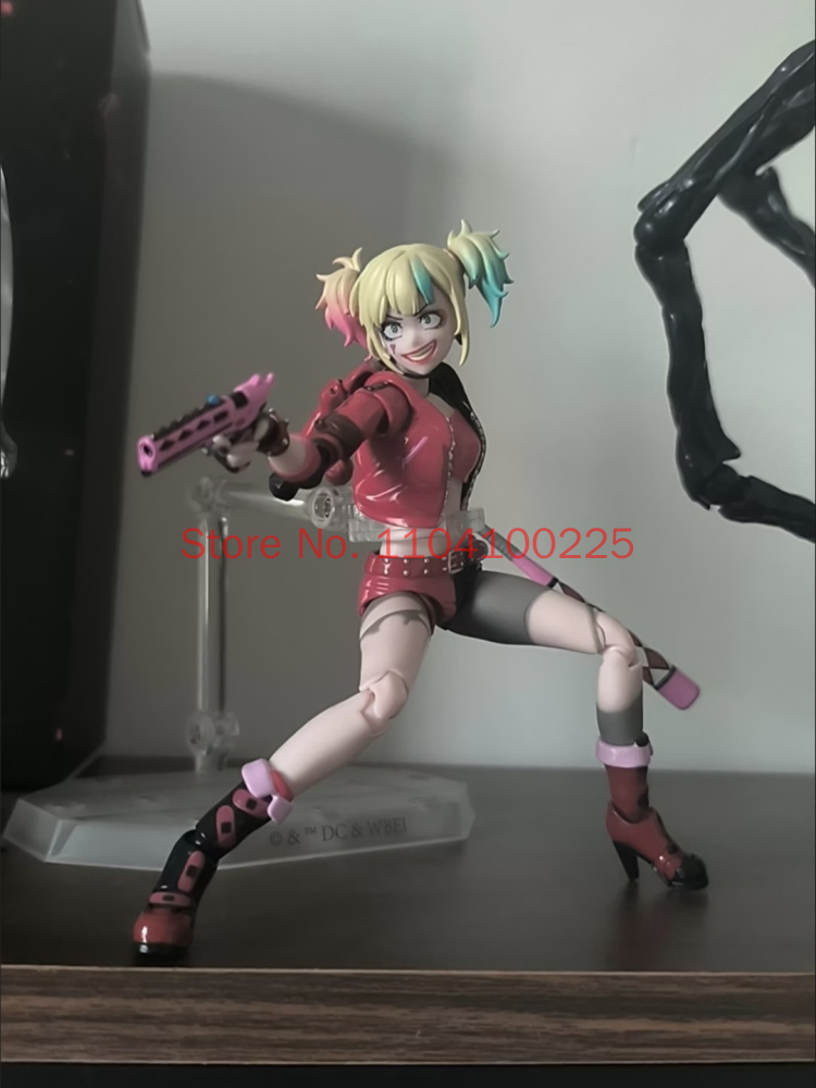 Réplique ! En stock : Figurine - Model Kit Harley Quinn avis et prix