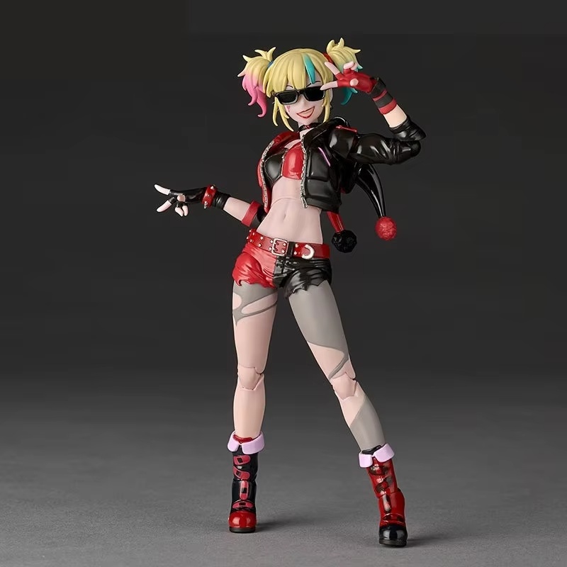 Figurine articulée Harley Quin - Model Kit Harley Quinn avis et prix